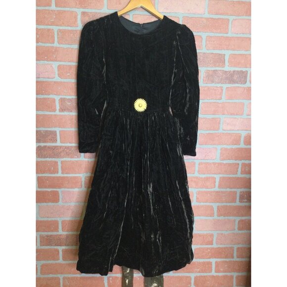 Joan Calabrese Girls Black Velvet Dress Gold Bow Flower Brooch Size 14
